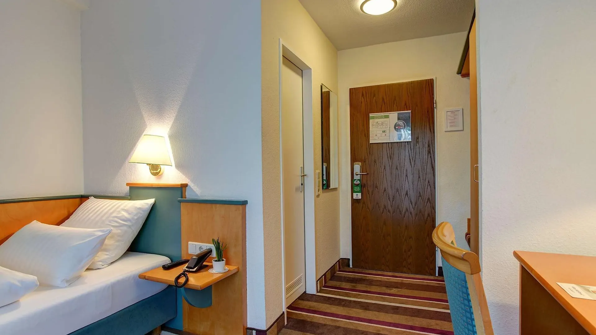 Sure Hotel By Best Western Ambassador Duesseldorf Německo