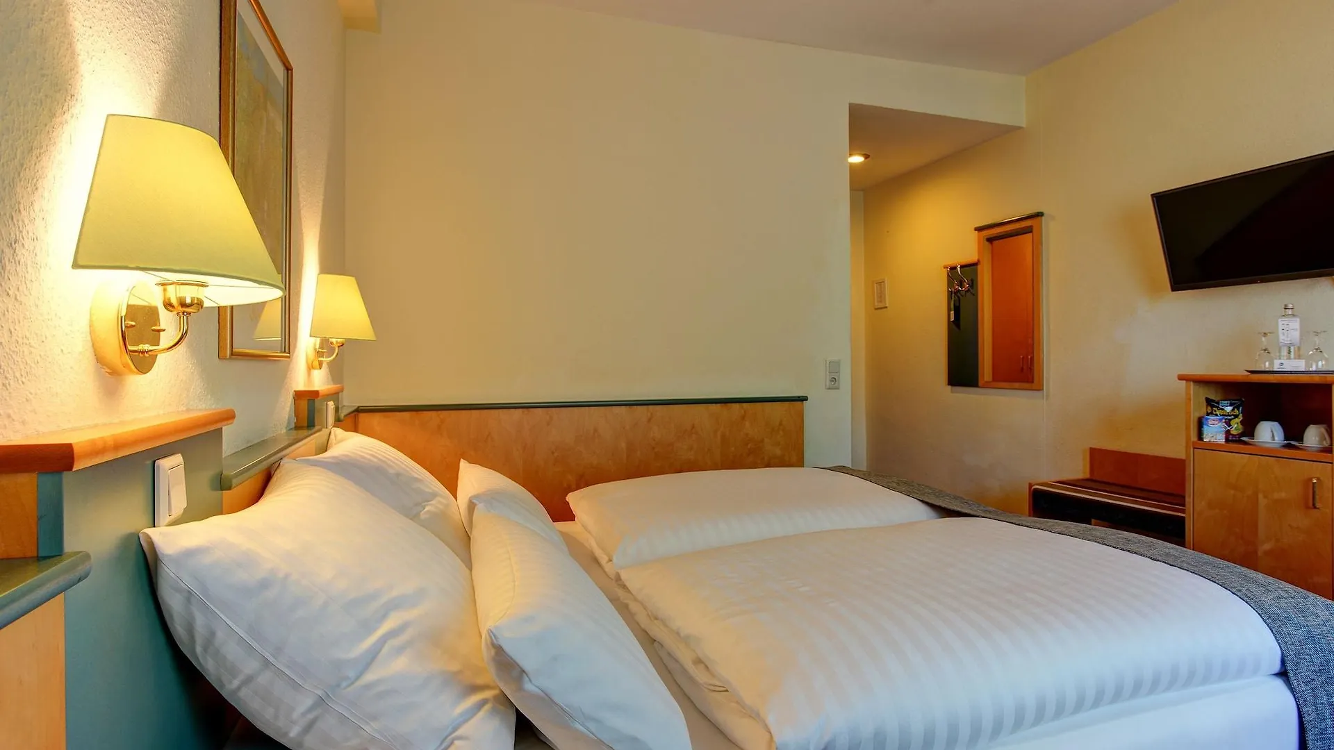 Sure Hotel By Best Western Ambassador Duesseldorf  Düsseldorf