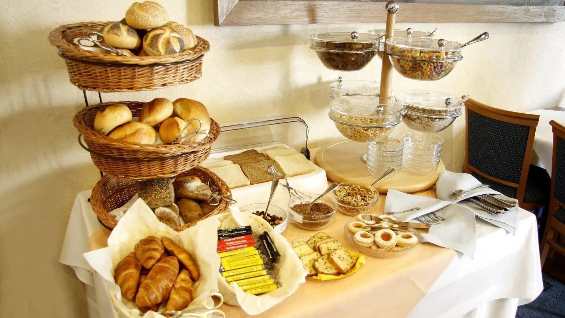 Sure Hotel By Best Western Ambassador Duesseldorf דיסלדורף