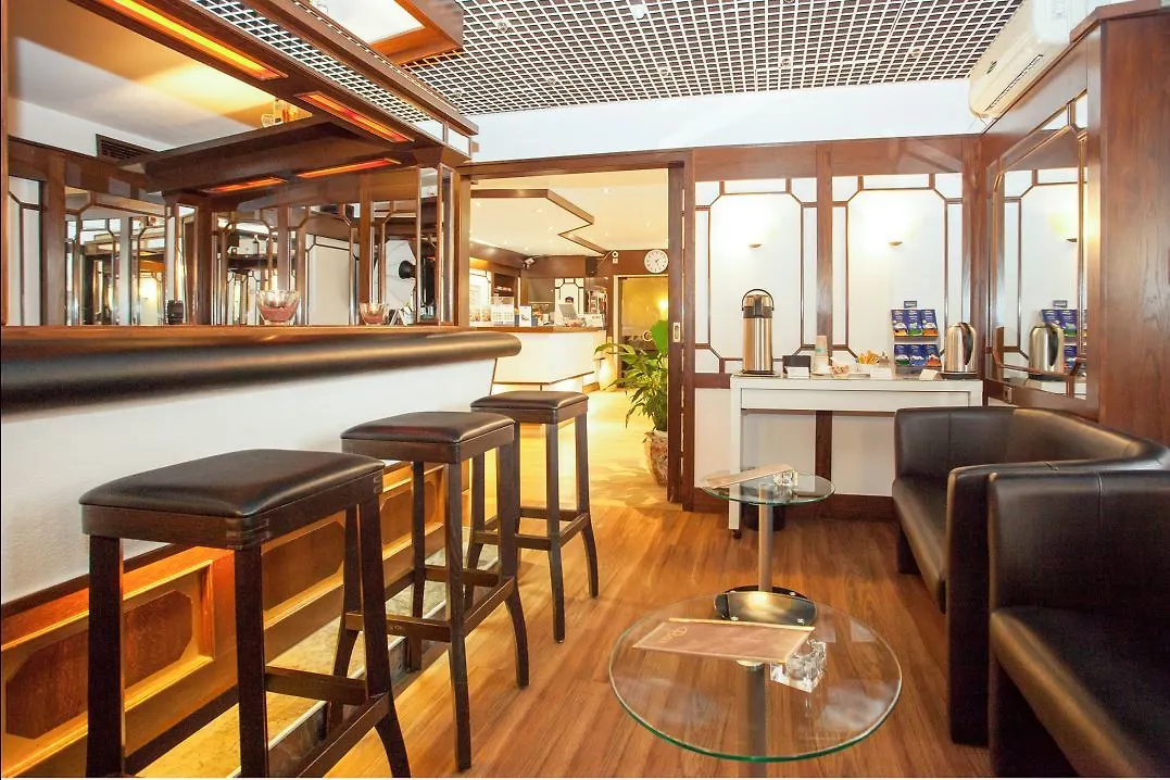 Sure Hotel By Best Western Ambassador Duesseldorf 3*, דיסלדורף