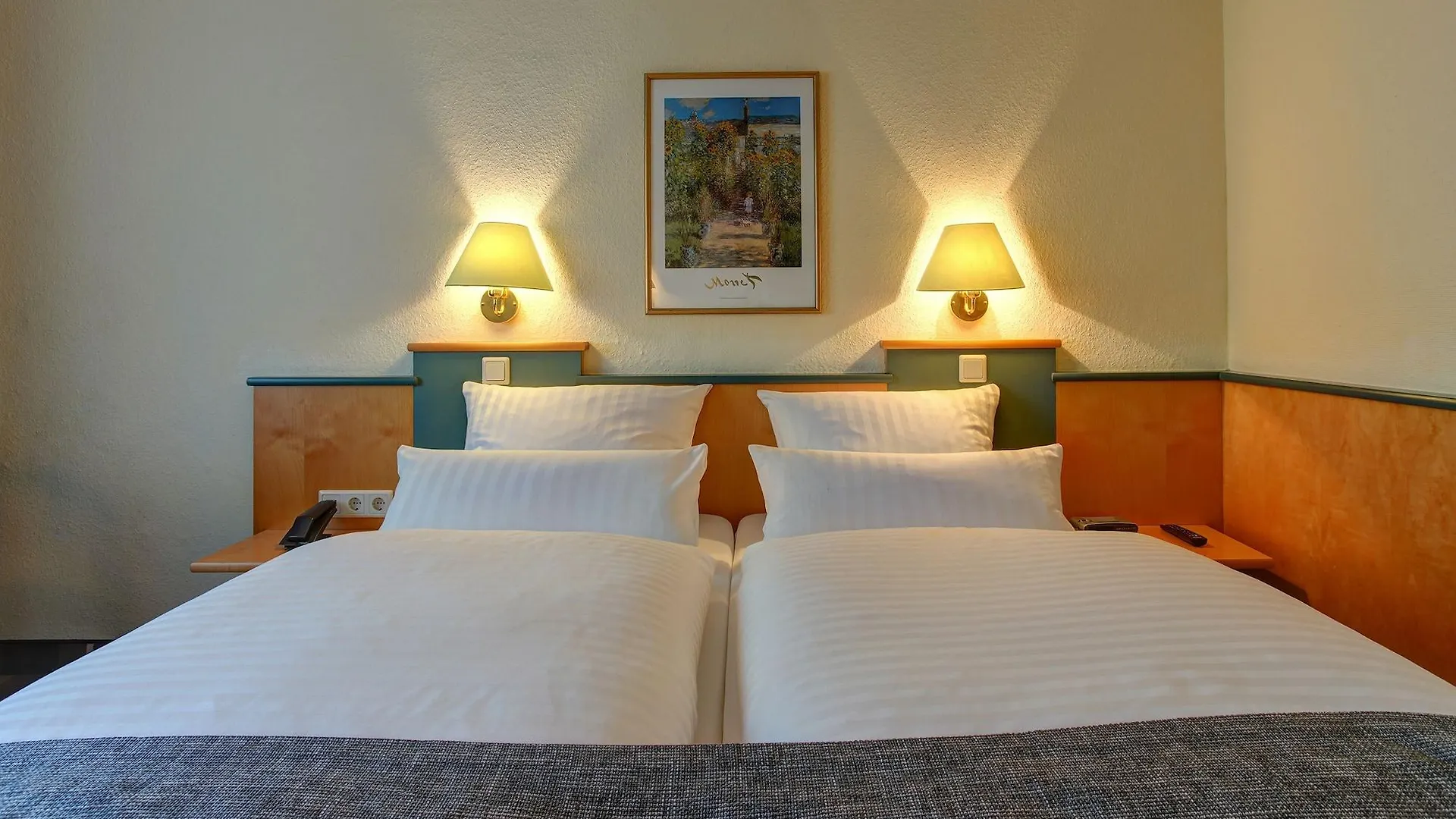 ***  Sure Hotel By Best Western Ambassador Duesseldorf Allemagne