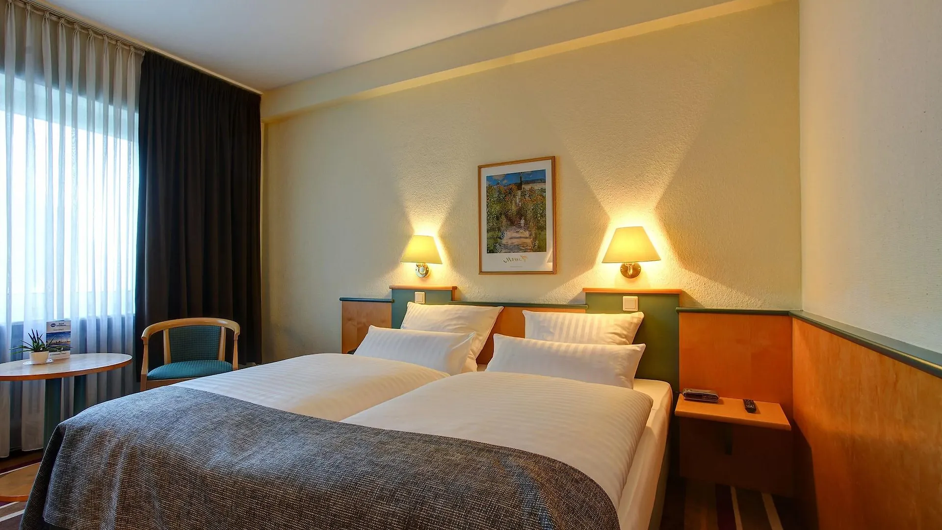 Sure Hotel By Best Western Ambassador Duesseldorf Düsseldorf
