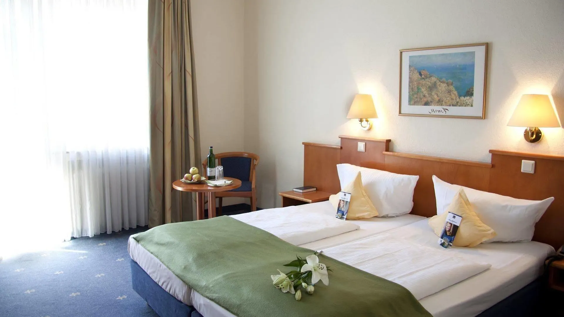 Sure Hotel By Best Western Ambassador Duesseldorf 3*, Düsseldorf