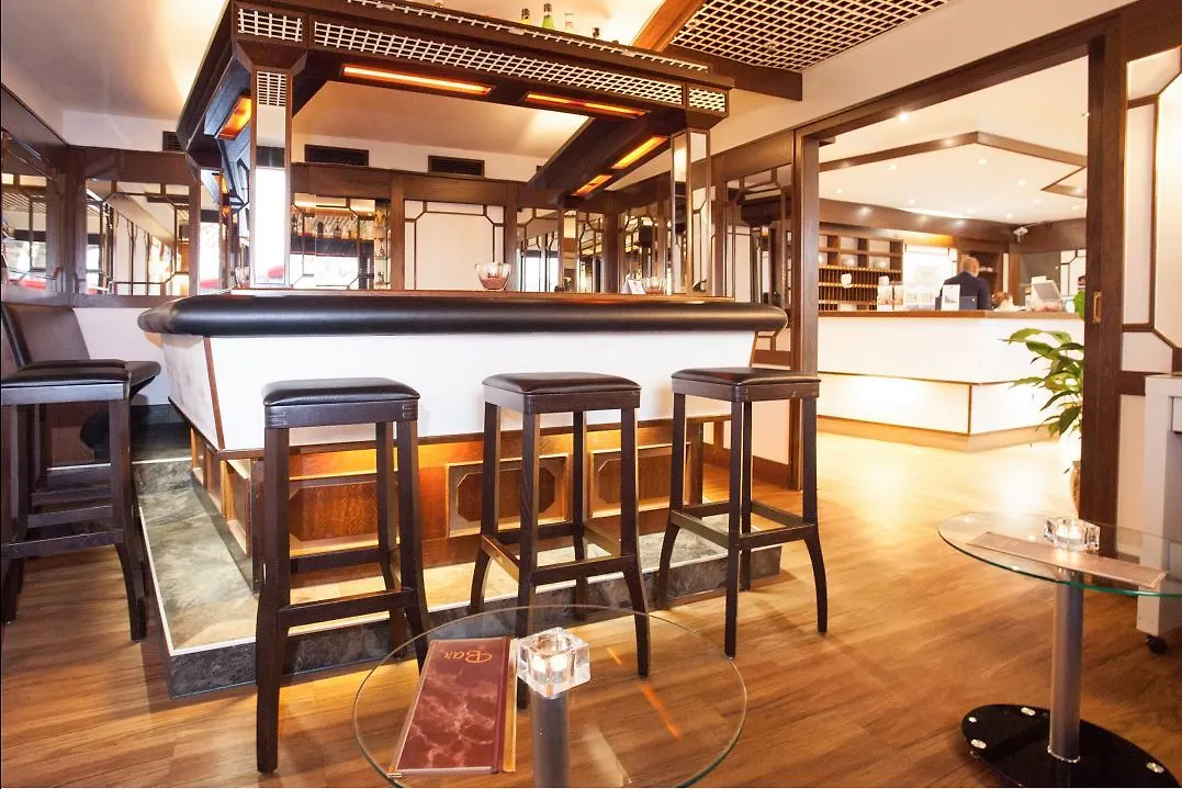 Sure Hotel By Best Western Ambassador Duesseldorf  Düsseldorf
